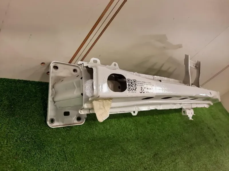 Traversa Paraurti ANT Suzuki Vitara II 2015