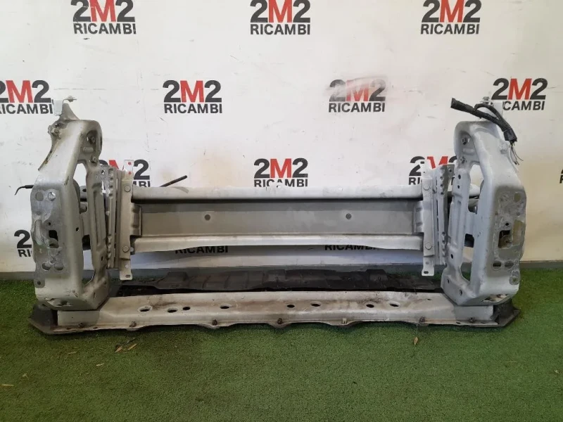 Traversa Paraurti ANT 520210D070 Toyota Yaris IV 2014