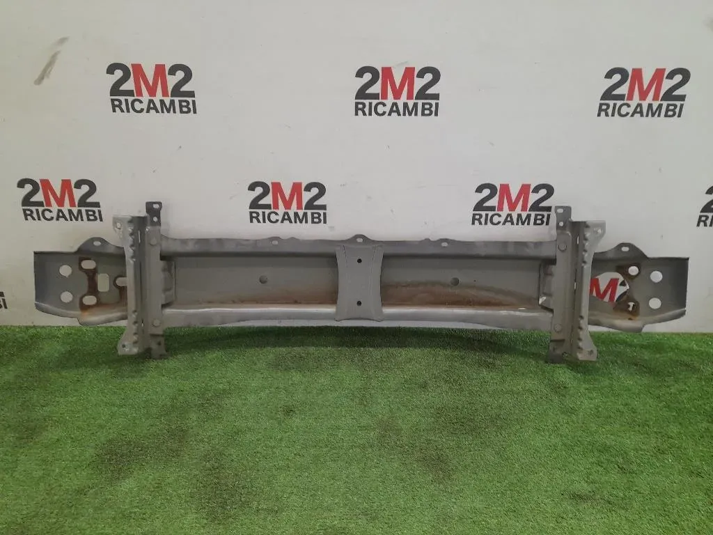 Traversa Paraurti ANT  Toyota Yaris IV 2014
