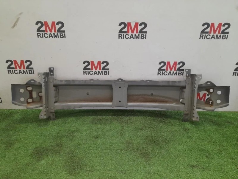Traversa Paraurti ANT  Toyota Yaris IV 2014