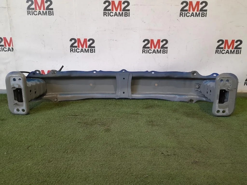 Traversa Paraurti ANT Toyota Yaris IV 2017