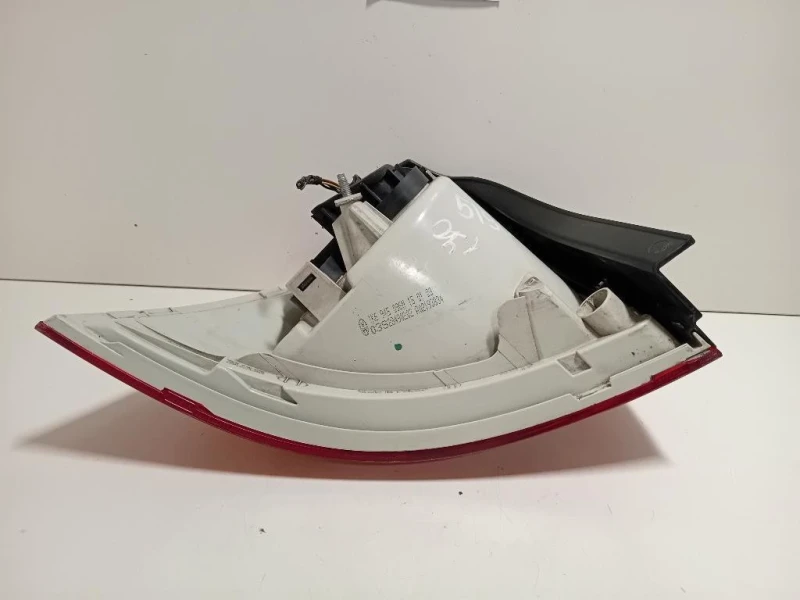 Fanale EST POST DX 1K6945096N Volkswagen GOLF V 2004