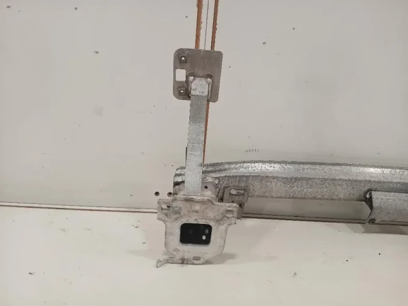 Traversa Paraurti ANT 5K0807109K Volkswagen GOLF VI 2009