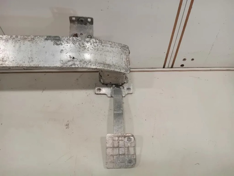 Traversa Paraurti ANT 5K0807109K Volkswagen GOLF VI 2009