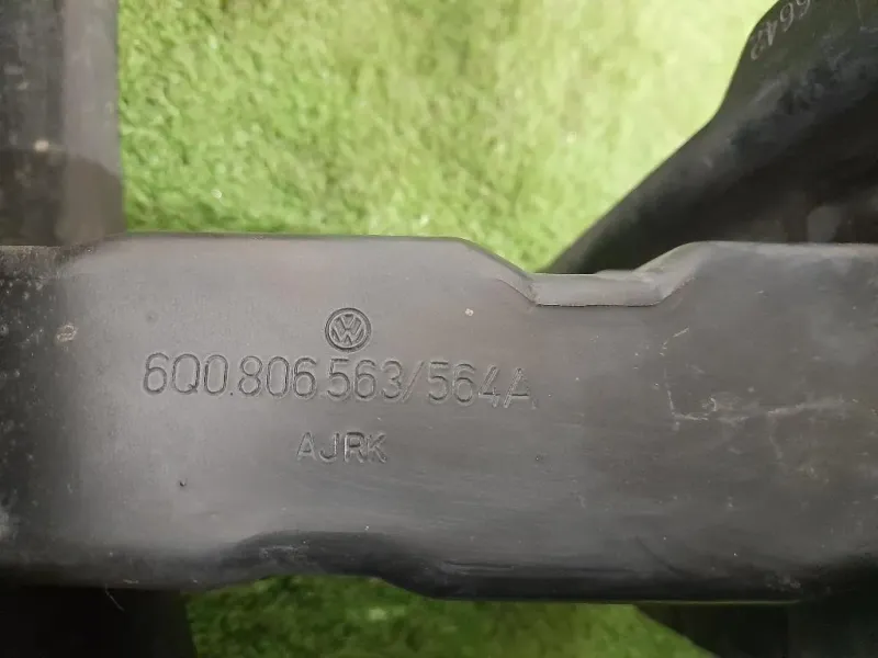 Traversa Paraurti ANT 6Q08065645 Volkswagen POLO IV 2002