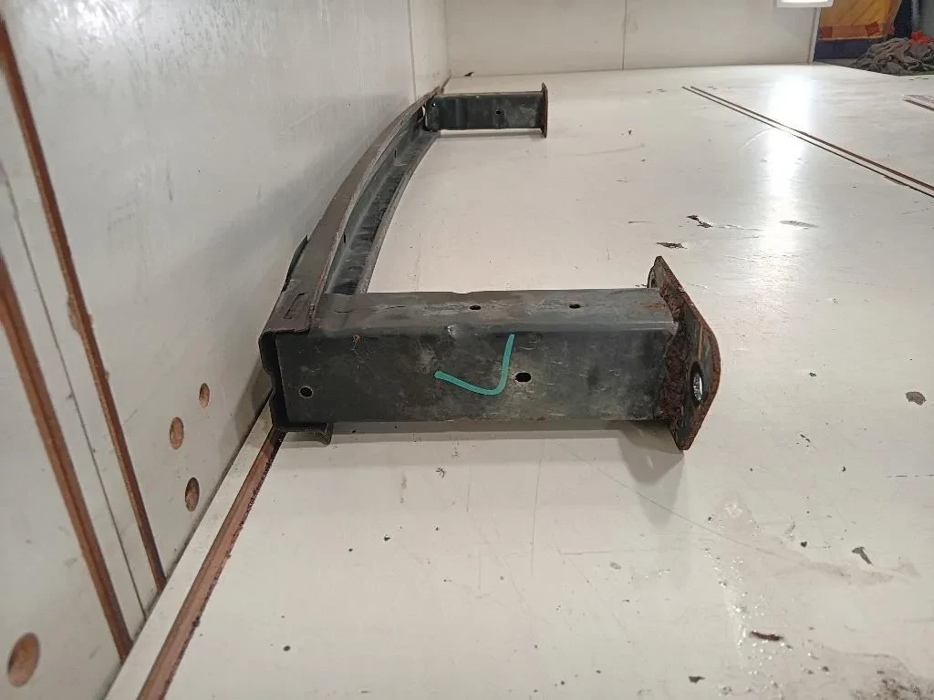 Traversa Paraurti INF ANT 42607557 Opel Mokka 2013