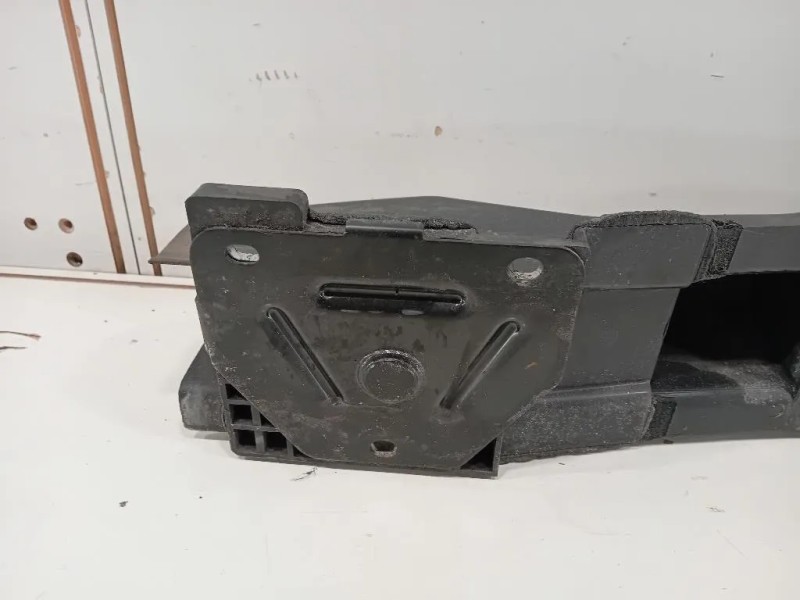 Traversa Paraurti POST 51813036 Alfa Romeo Giulietta 2010