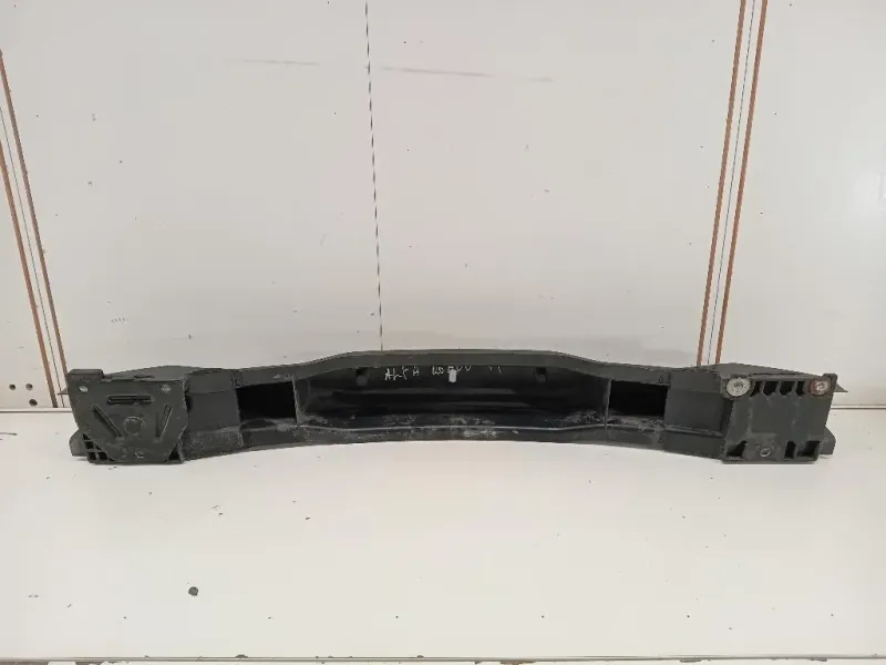 Traversa Paraurti POST 51813036 Alfa Romeo Giulietta 2010