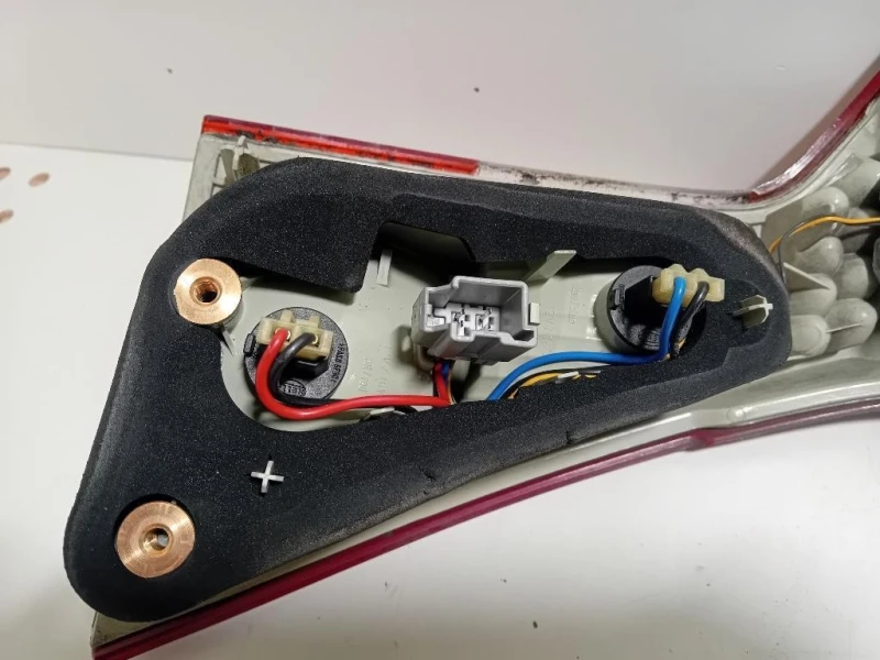 Fanale EST POST DX 164392 Volvo V70 III 2008