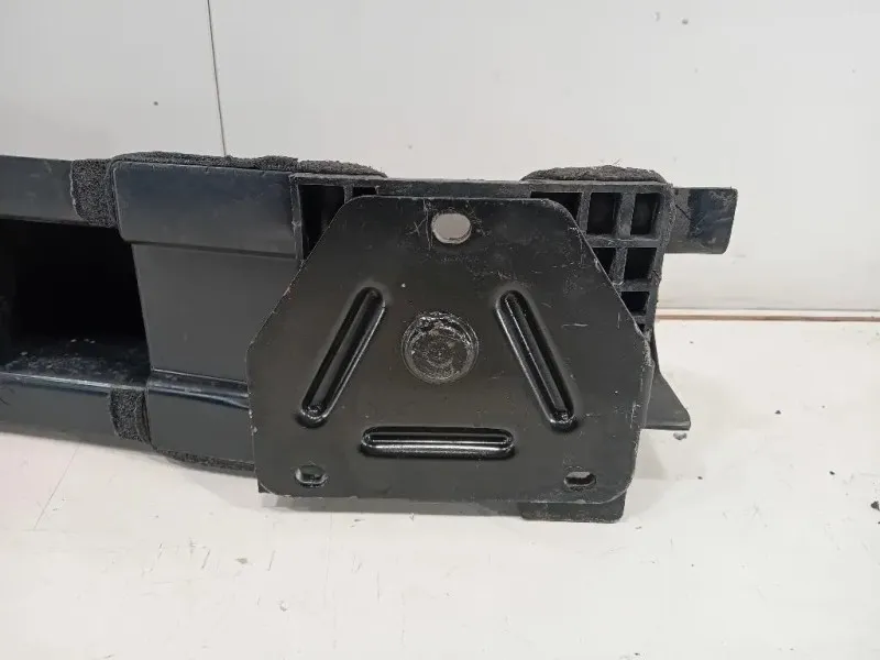 Traversa Paraurti POST 51813036 Alfa Romeo Giulietta 2010