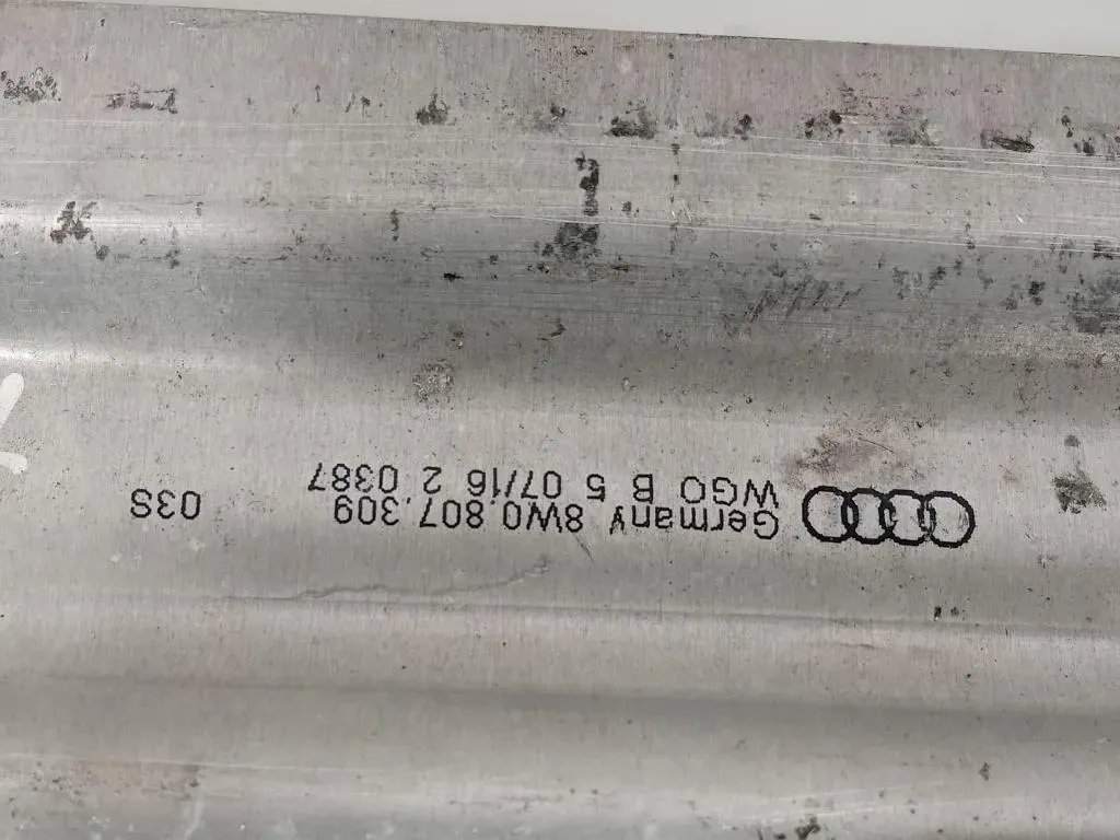 Traversa Paraurti POST 8W0807309 Audi A4 8W2 2015