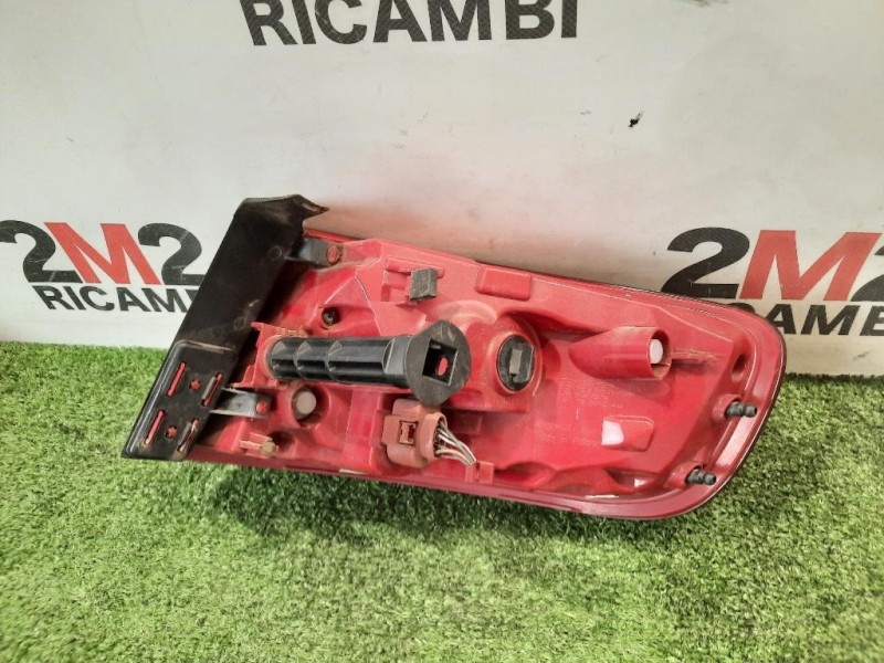Fanale EST POST SX 8K9945095D Audi A4 8K5 Avant 2008