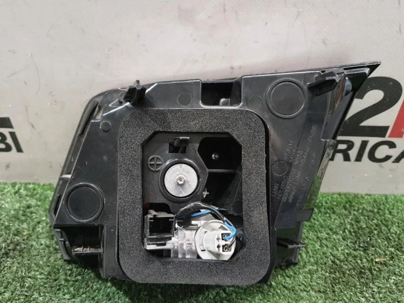 Fanale INT POST SX 9810477880 Peugeot 3008 II 2016