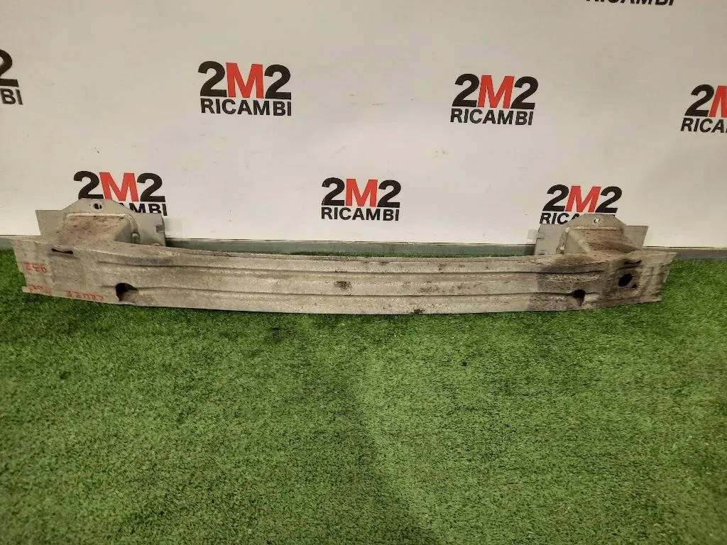 Traversa Paraurti POST 39011392 Chevrolet Cruze 2011