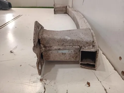 Traversa Paraurti POST 12782112 Chevrolet Orlando 2011