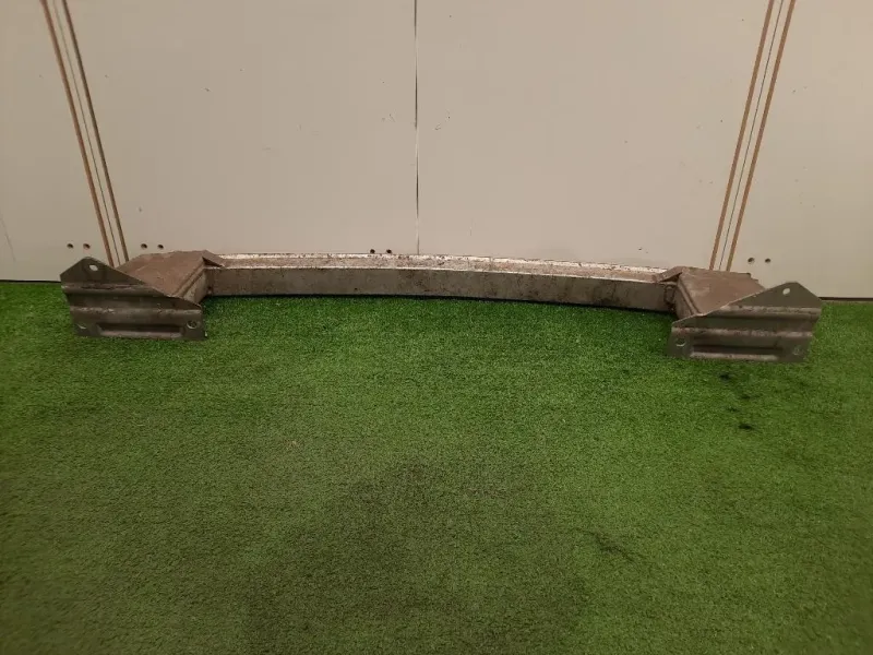 Traversa Paraurti POST 12782112 Chevrolet Orlando 2011