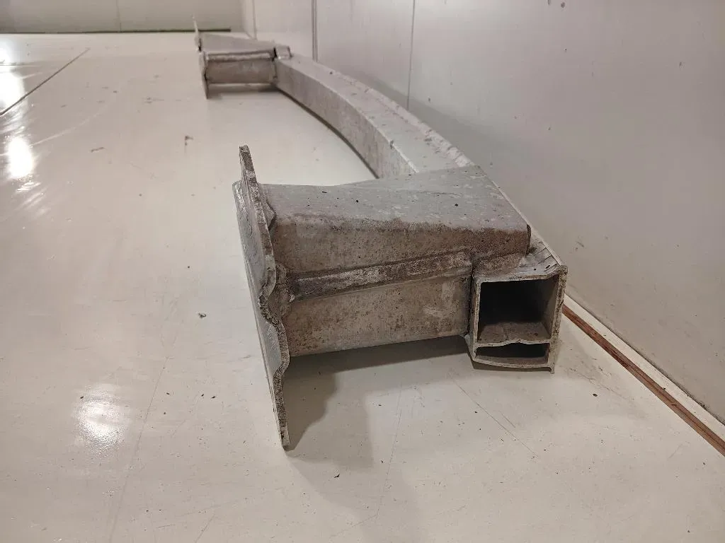 Traversa Paraurti POST 12782112 Chevrolet Orlando 2011