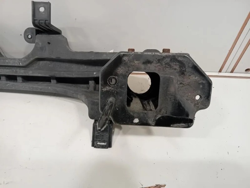 Traversa Paraurti POST 86631-H8410 Kia Stonic 2017