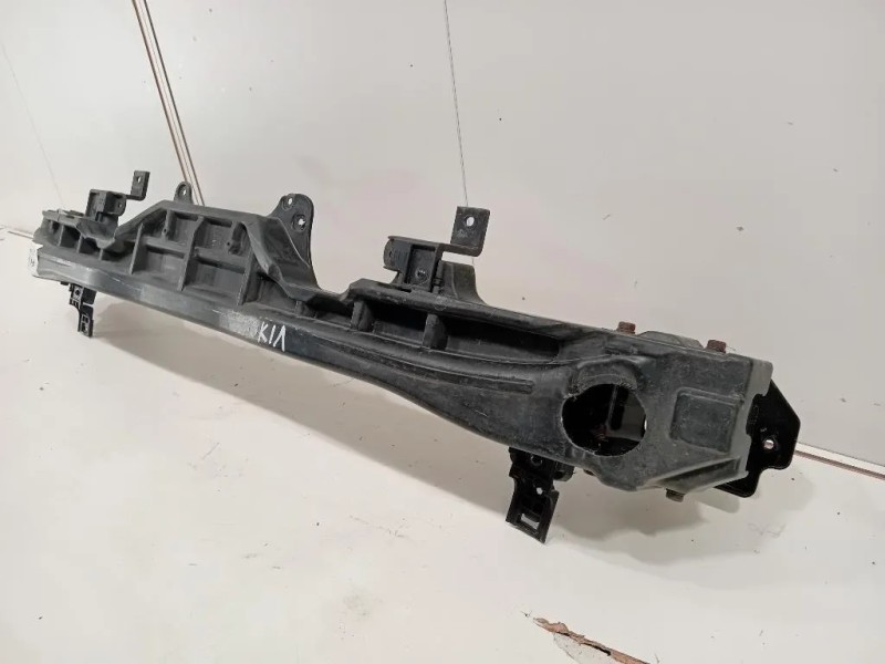 Traversa Paraurti POST 86631-H8410 Kia Stonic 2017