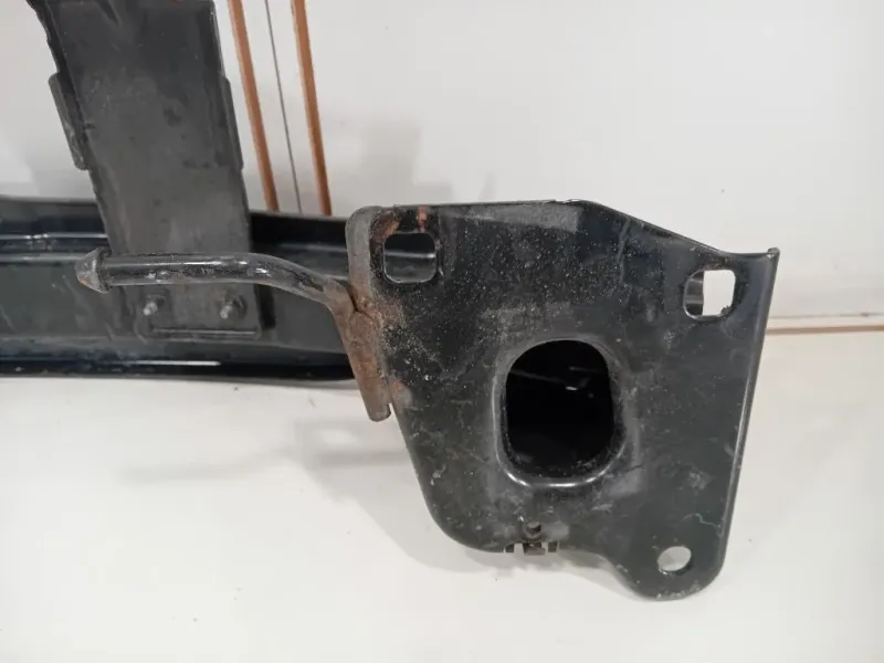 Traversa Paraurti POST FK72-17906-AD Land Rover Discovery V 2016