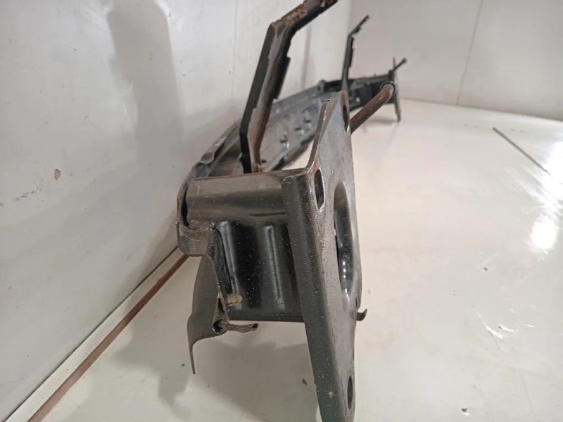 Traversa Paraurti POST FK72-17906-AD Land Rover Discovery V 2016