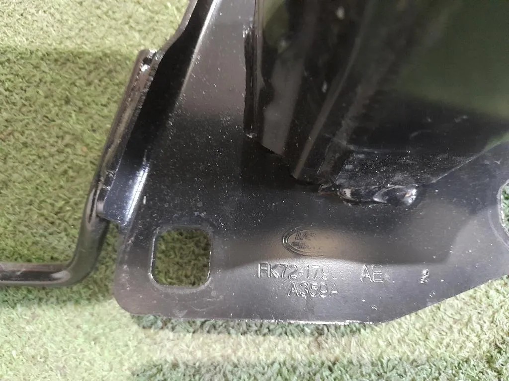 Traversa Paraurti POST FK7217906AE Land Rover Discovery V Sport 2015