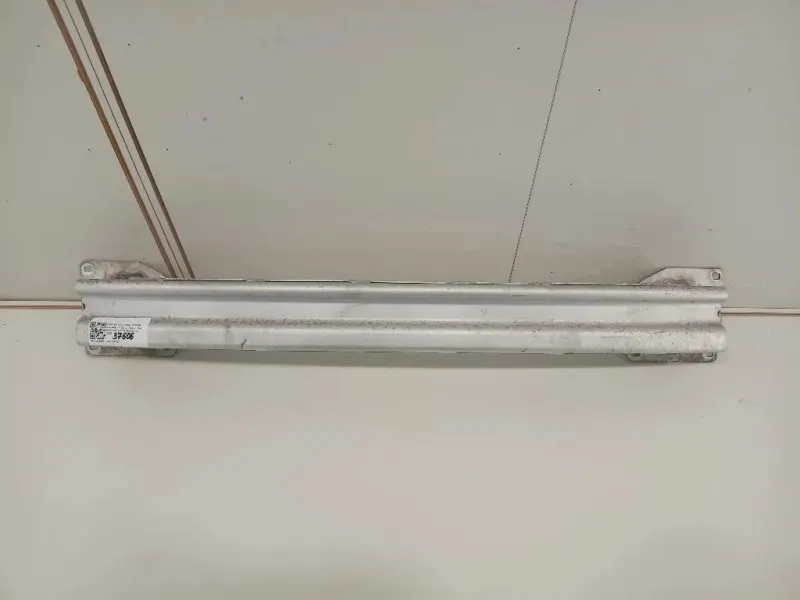 Traversa Paraurti POST LR066891 Land Rover Range Rover Evoque I 2011