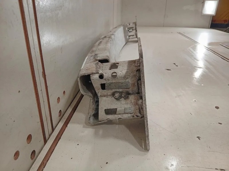 Traversa Paraurti POST EJ32-17906-AC Land Rover Range Rover Evoque I 2011