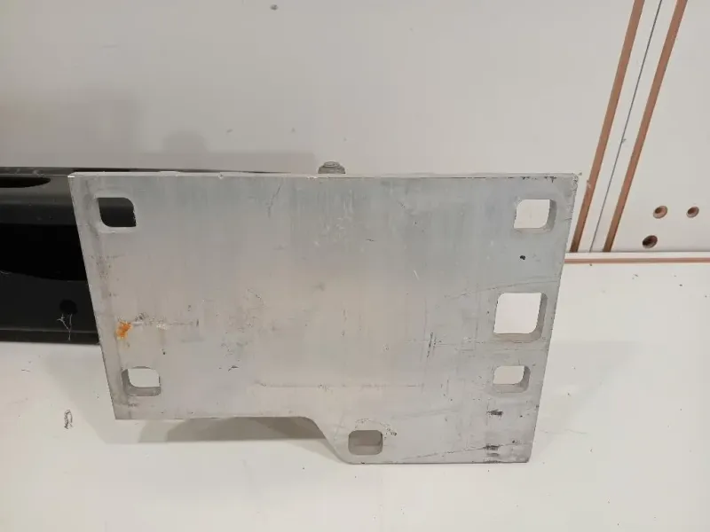 Traversa Paraurti POST LR116875 Land Rover Range Rover Sport III 2014