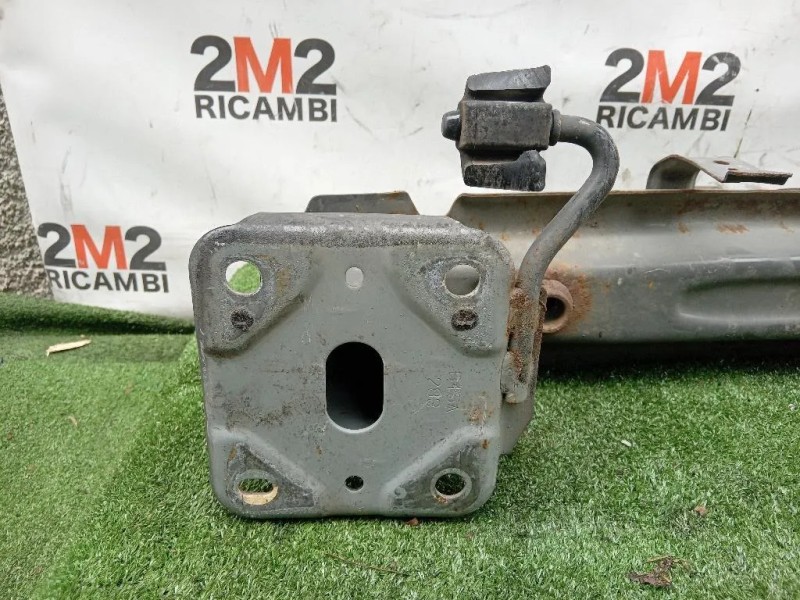 Traversa Paraurti POST GHP9 262 Mazda 3 III 2016