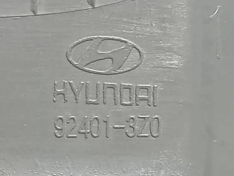 Fanale EST POST SX 92401-3Z0 Hyundai I40 CW 2012