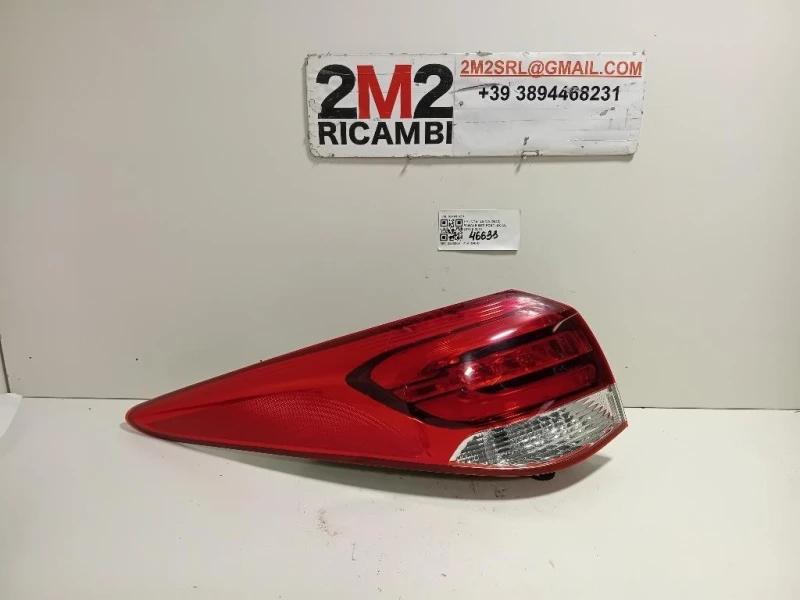 Fanale EST POST SX 92401-3Z0 Hyundai I40 CW 2012