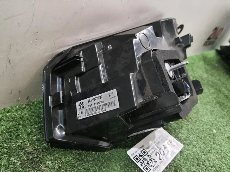 Fanale INT POST SX 9811027880 Peugeot 5008 II 2017