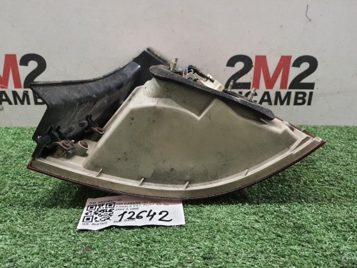 Fanale EST POST SX 0K2FB51140 Kia Carens II 2002