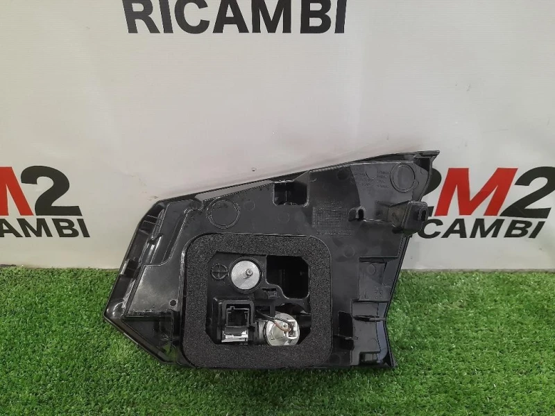 Fanale INT POST SX 9811027880 Peugeot 5008 II 2017