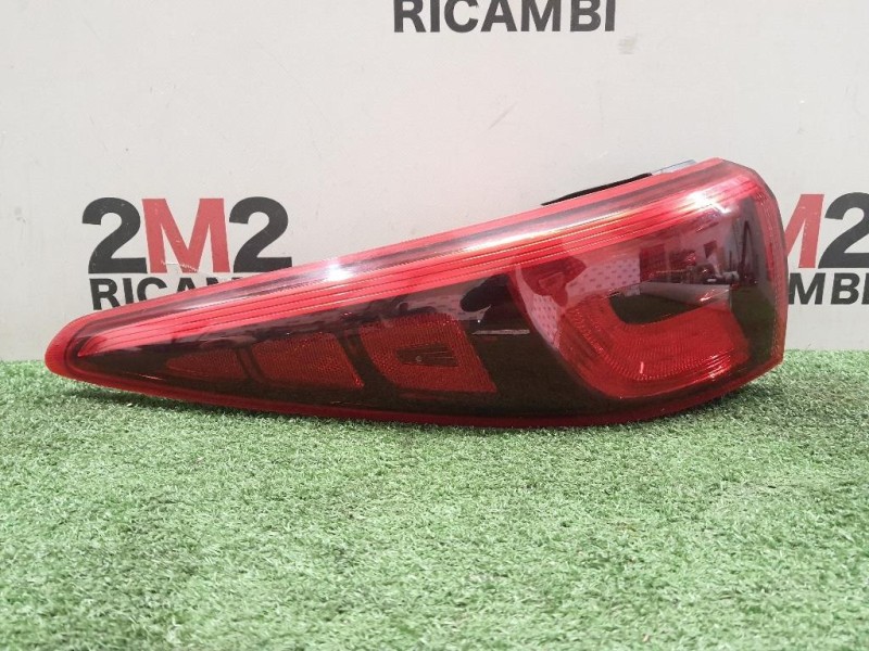 Fanale EST POST SX 92401F1000 Kia Sportage IV 2016