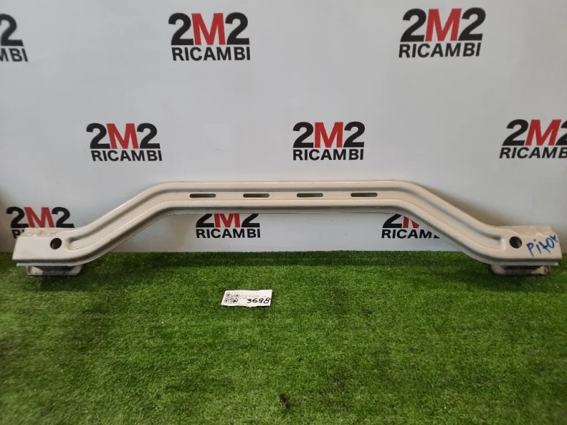 Traversa Paraurti POST 743404A00B Nissan PIXO 2009