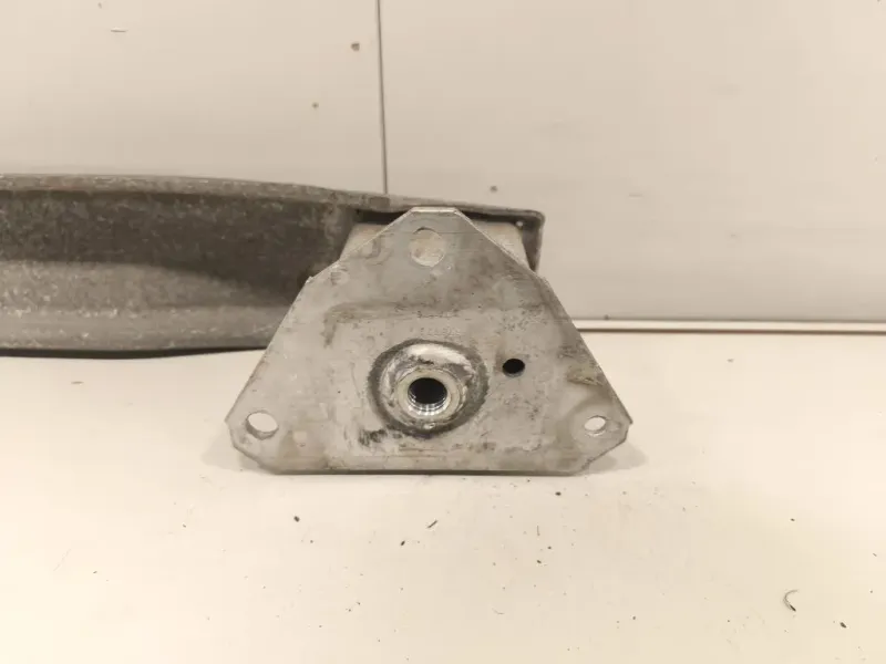 Traversa Paraurti POST 39193221 Opel Astra K 2016