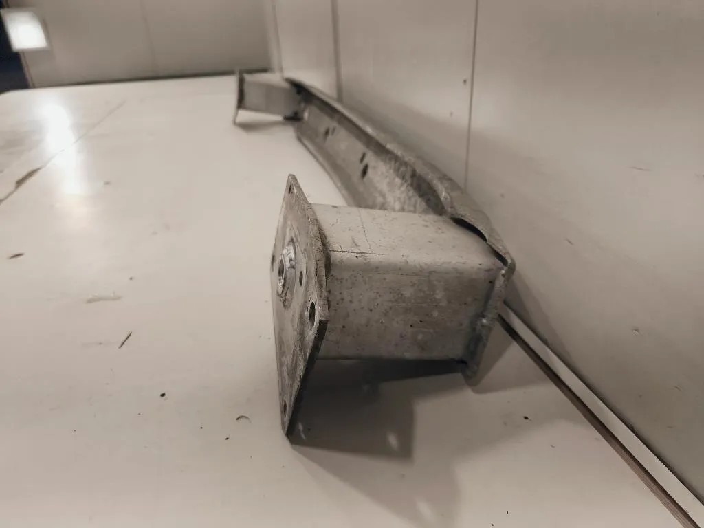 Traversa Paraurti POST 39193221 Opel Astra K 2016