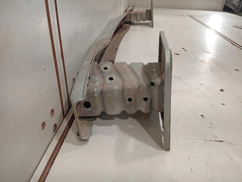 Traversa Paraurti POST 95509856 Opel Combo D TOUR 2012