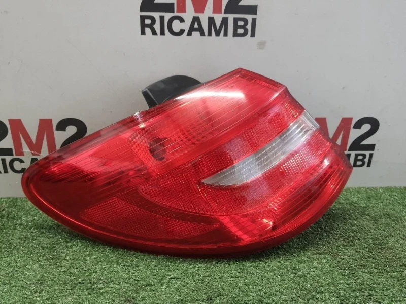 Fanale EST POST SX A2468200164 Mercedes Classe B W246 2012