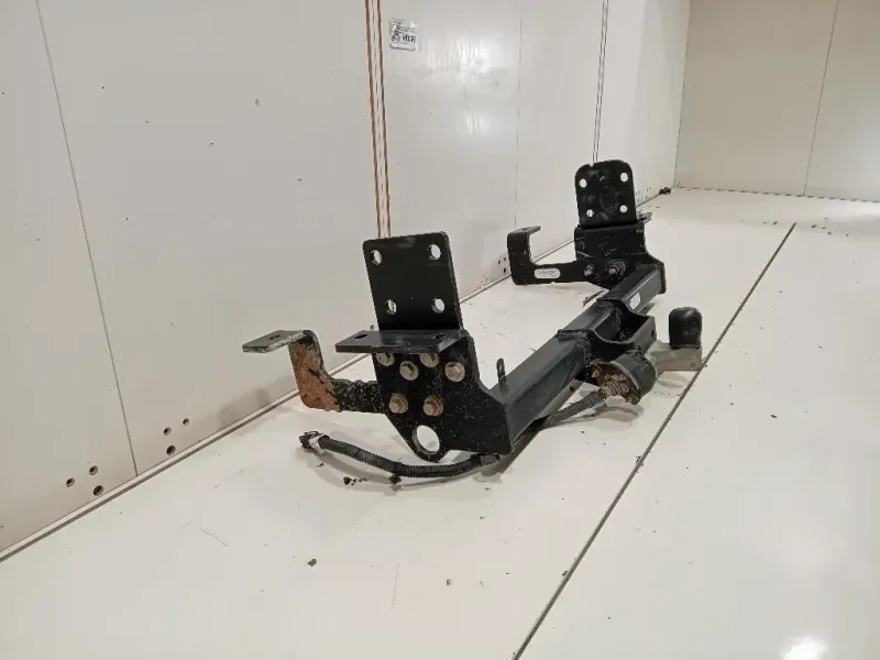 Traversa Paraurti POST 511601643R Opel Movano B 2010