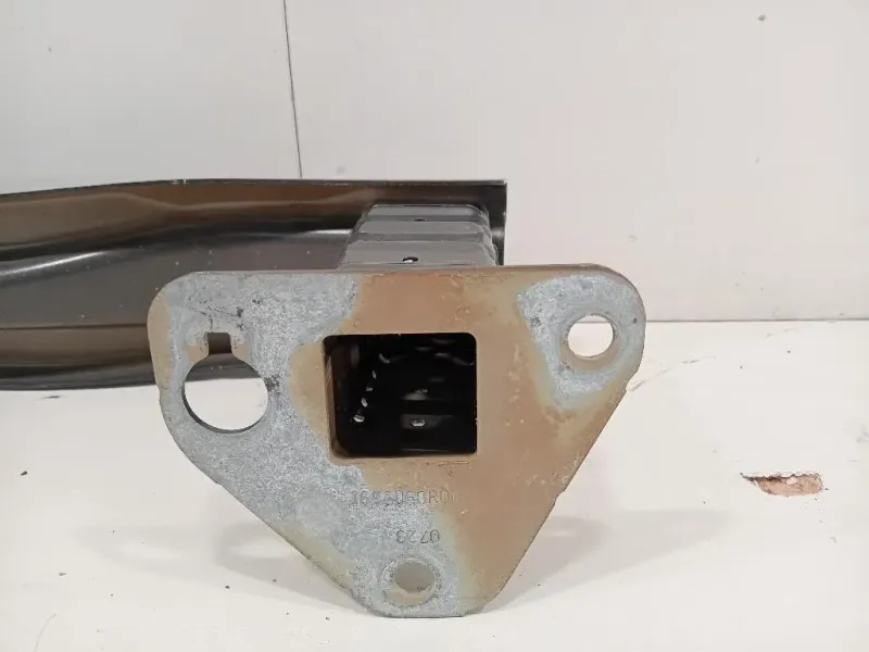 Traversa Paraurti POST 1696070R00 Peugeot 2008 II 2020