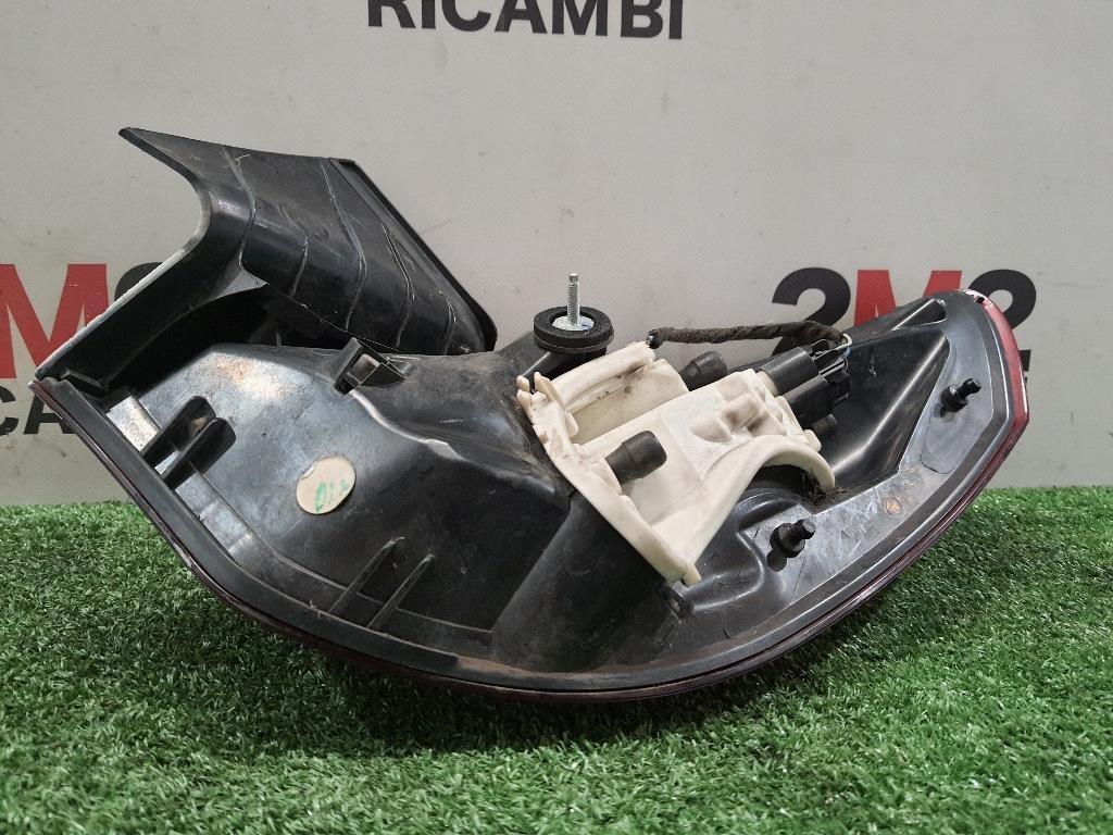 Traversa Paraurti POST 8200882820 Renault Megane II CC 2003 Traversa Paraurti POST 8200882820 Renault Megane II CC 2003
