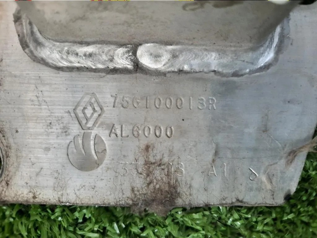 Traversa Paraurti POST 756100013R Renault Mégane III 2012