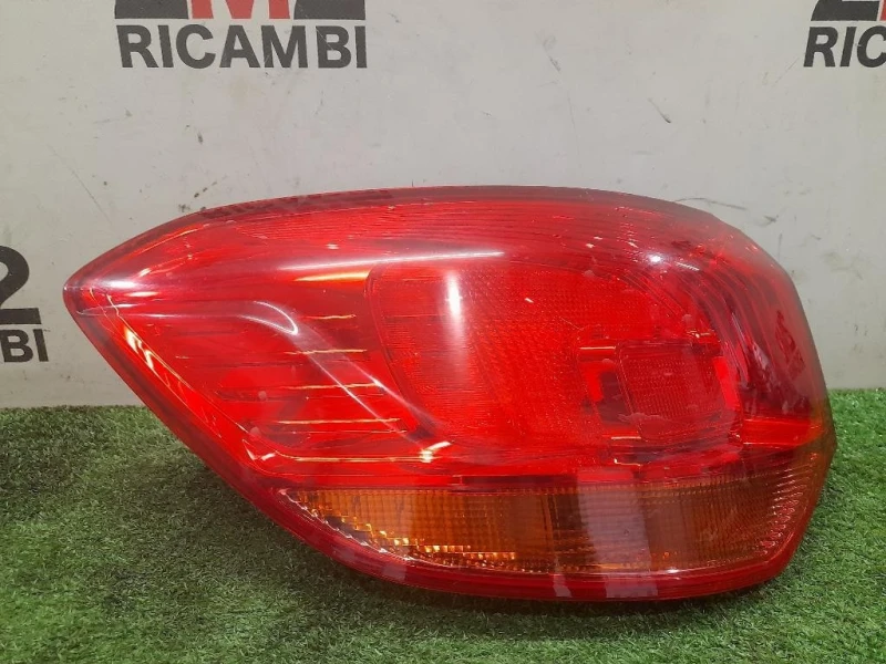 Fanale EST POST SX 13282242 Opel Astra J SW 2010