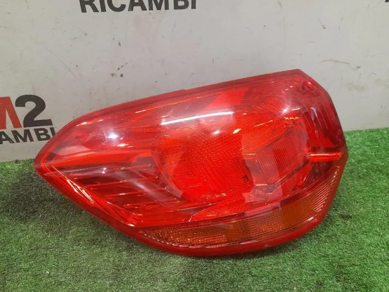 Fanale EST POST SX 13282242 Opel Astra J SW 2010