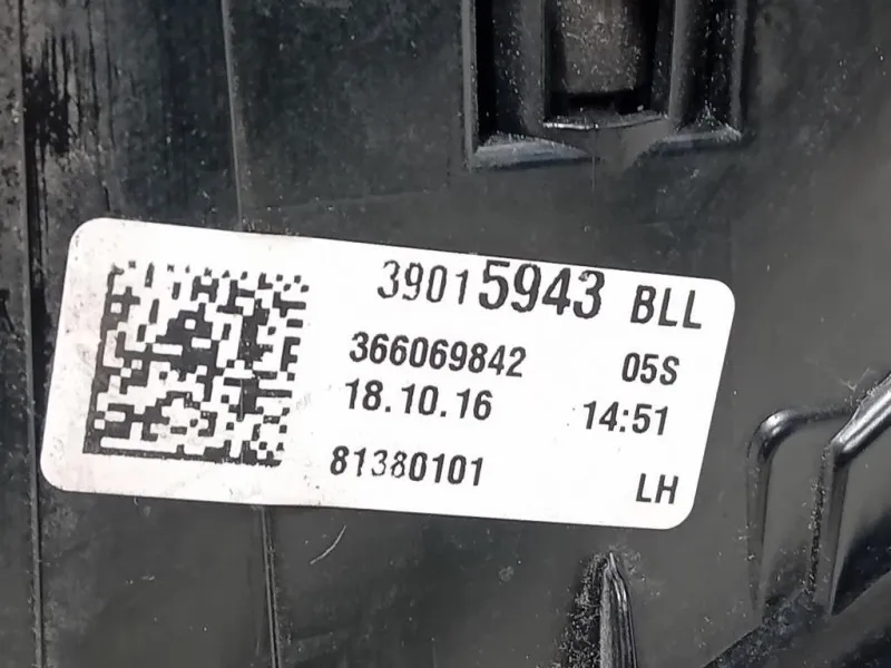 Fanale EST POST SX 39015943 Opel Astra K 2016