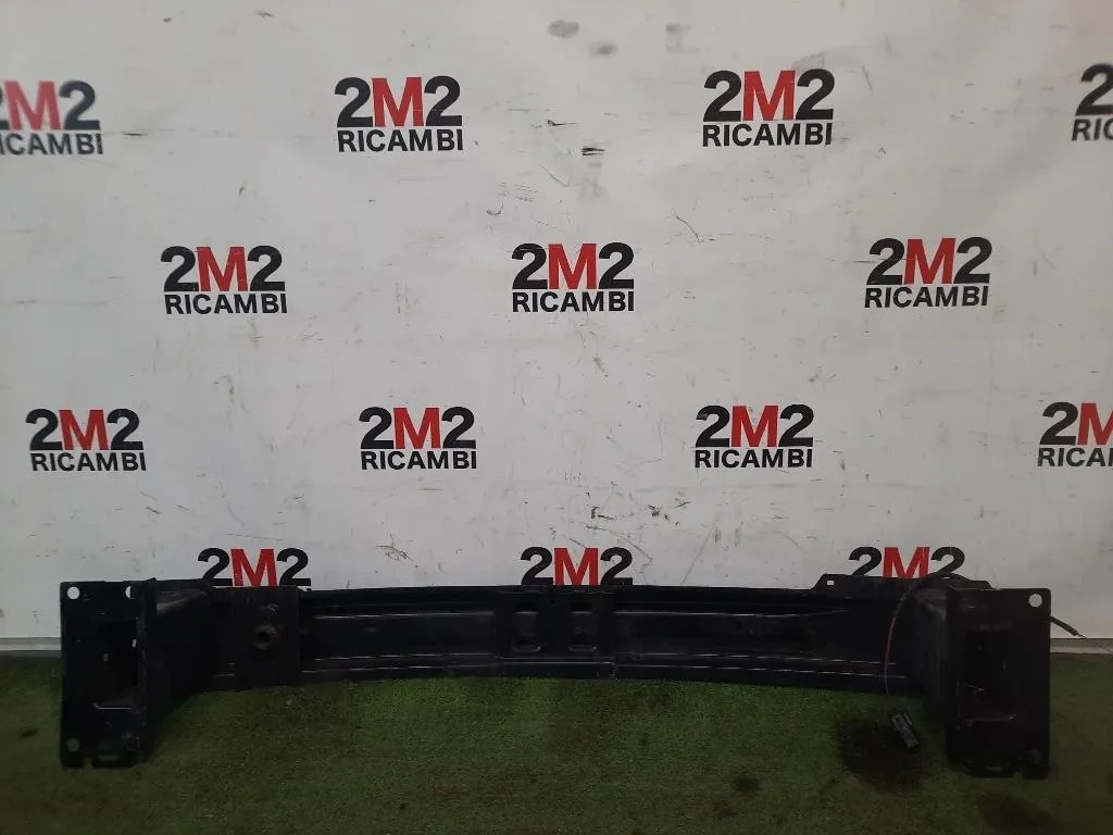 Traversa Paraurti POST Ssangyong Tivoli 2015
