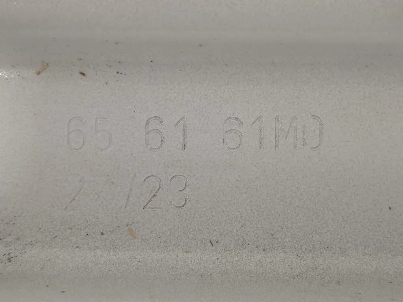 Traversa Paraurti POST 656161M0 Suzuki Vitara II 2015